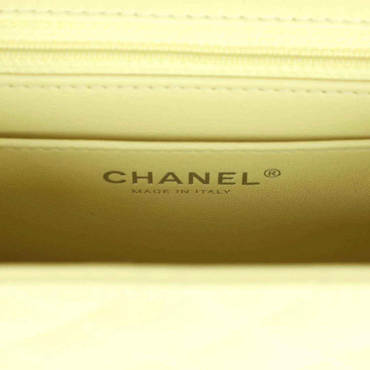 Lime lambskin interior lining marked CHANEL, MADE IN ITALY