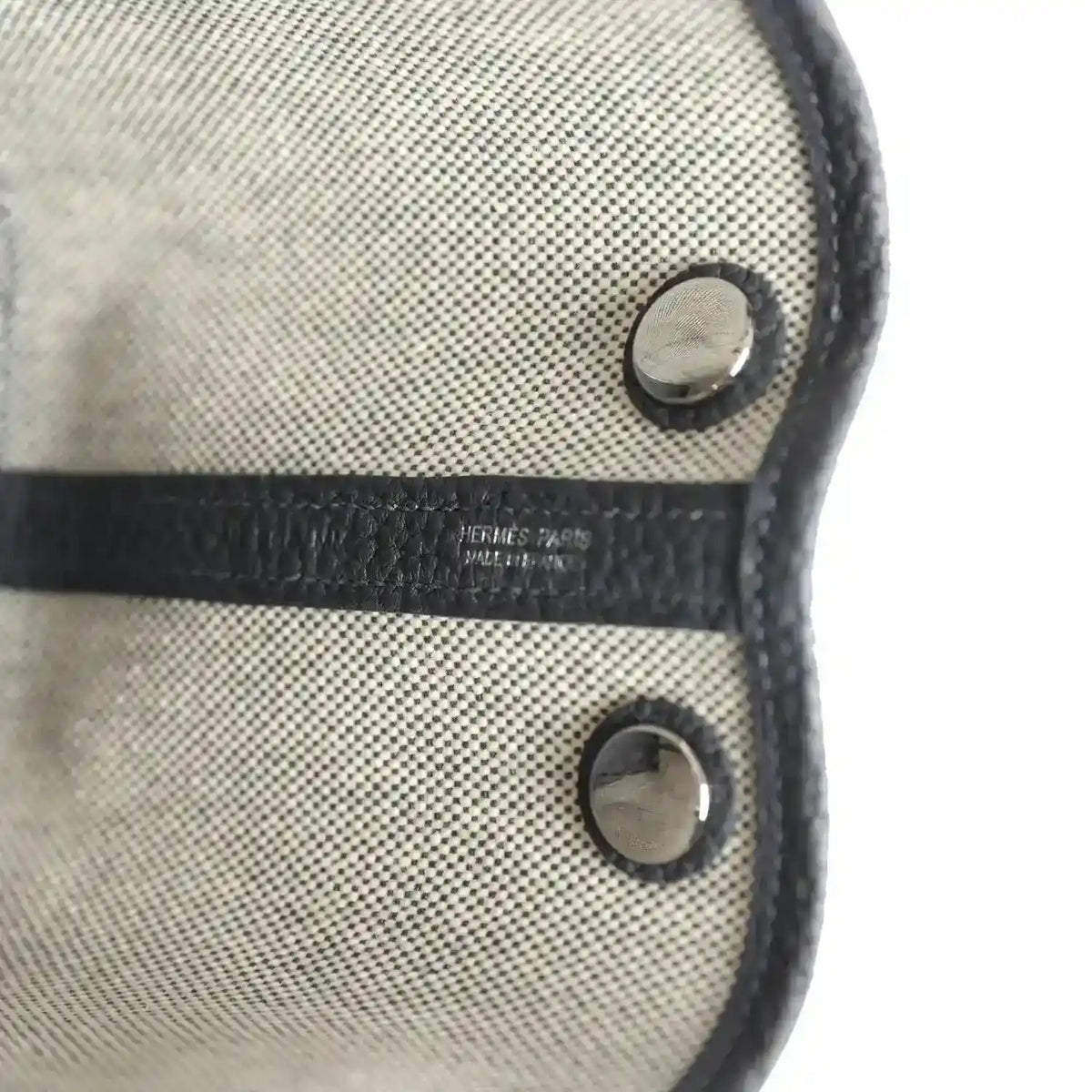 Hermes Garden Party Neo 23 tote front with dark snaps and stamped leather trim