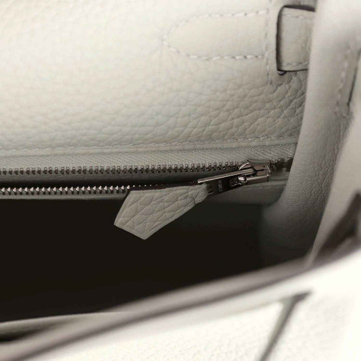 Hermes Kelly Retourne 28 bag interior zipper pocket with metal zipper pull