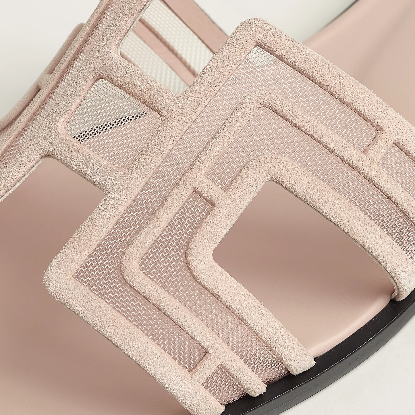 Hermès Oran sandal in pale pink leather with H-cutout strap