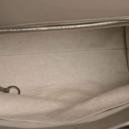 Bottega Veneta tote bag interior lining with zipper pull tab, limestone