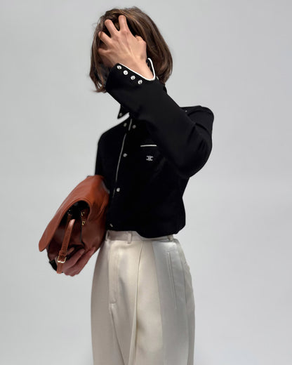 Soft Triomphe Besace Supple Shiny Lambskin Bag