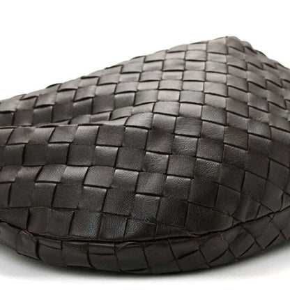 Teen Jodie hobo bag woven nappa leather, dark gray, curved bottom close-up