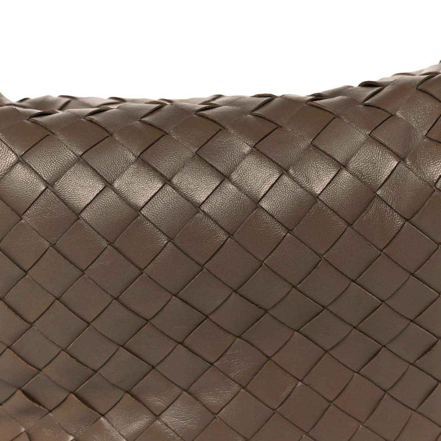 Taupe Intrecciato woven leather hobo bag exterior close-up, braided square pattern