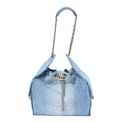 25 Washed Denim Shoulder Bag