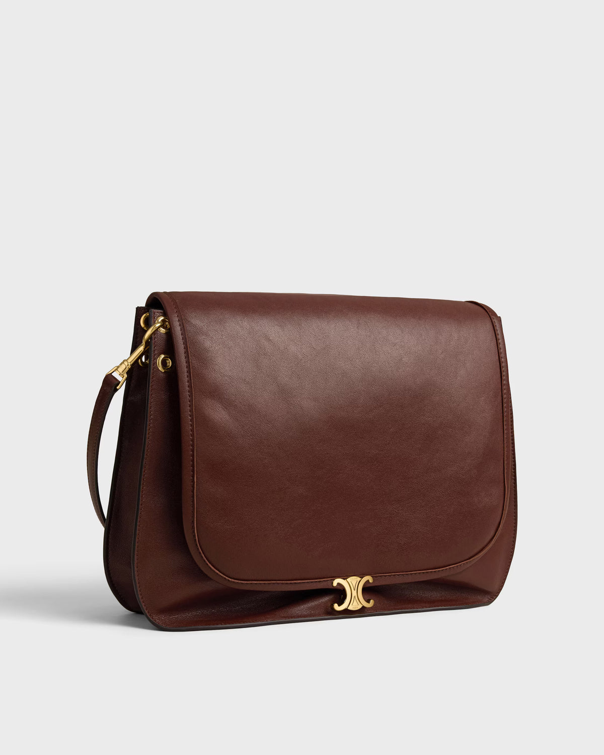Soft Triomphe Besace Supple Shiny Lambskin Bag