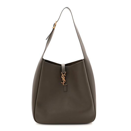 Saint Laurent smooth calfskin large Le 5 A 7 hobo bag in light musk, single strap