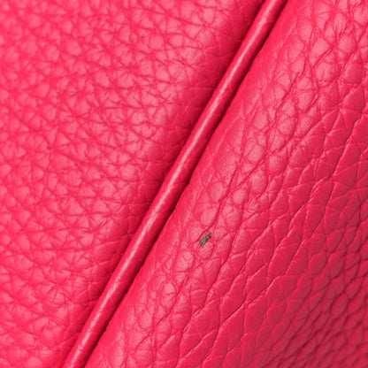 Rose pink leather handle edge with pebble-grain texture