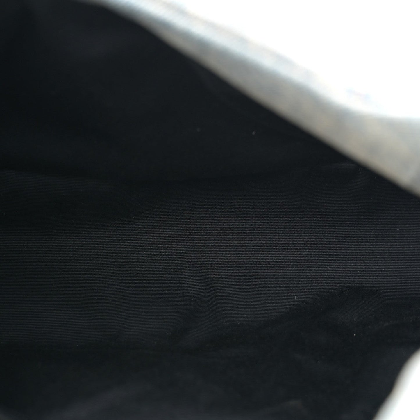 Denim puffer satchel interior lining