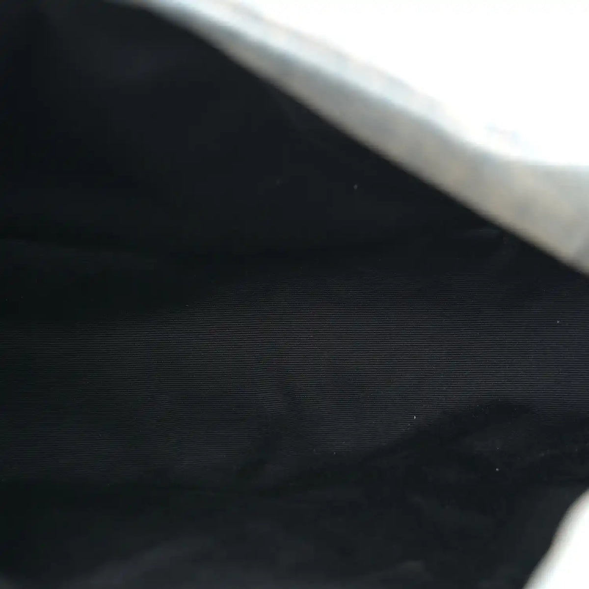 Denim puffer satchel interior lining