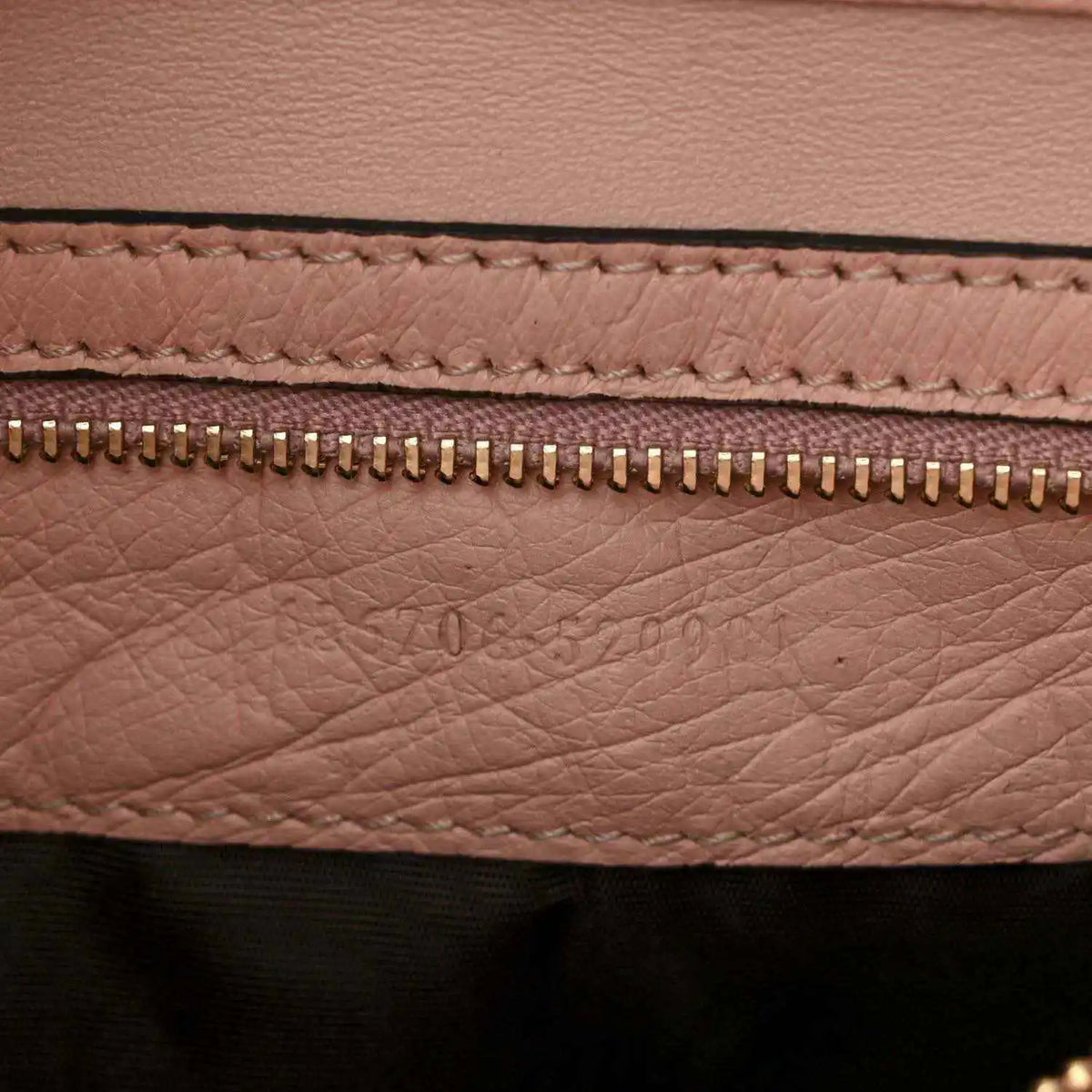 Gucci small Jackie 1961 hobo interior zipper and embossed logo on pink leather