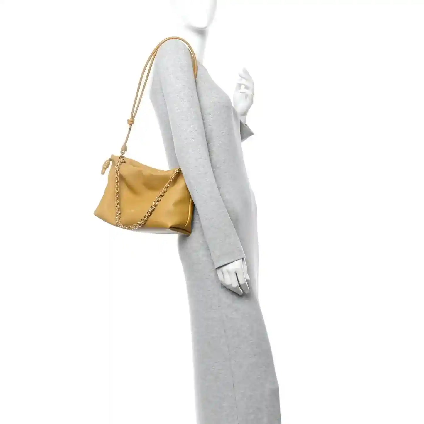Sahara nappa leather clutch with chain strap and light fabric interior lining