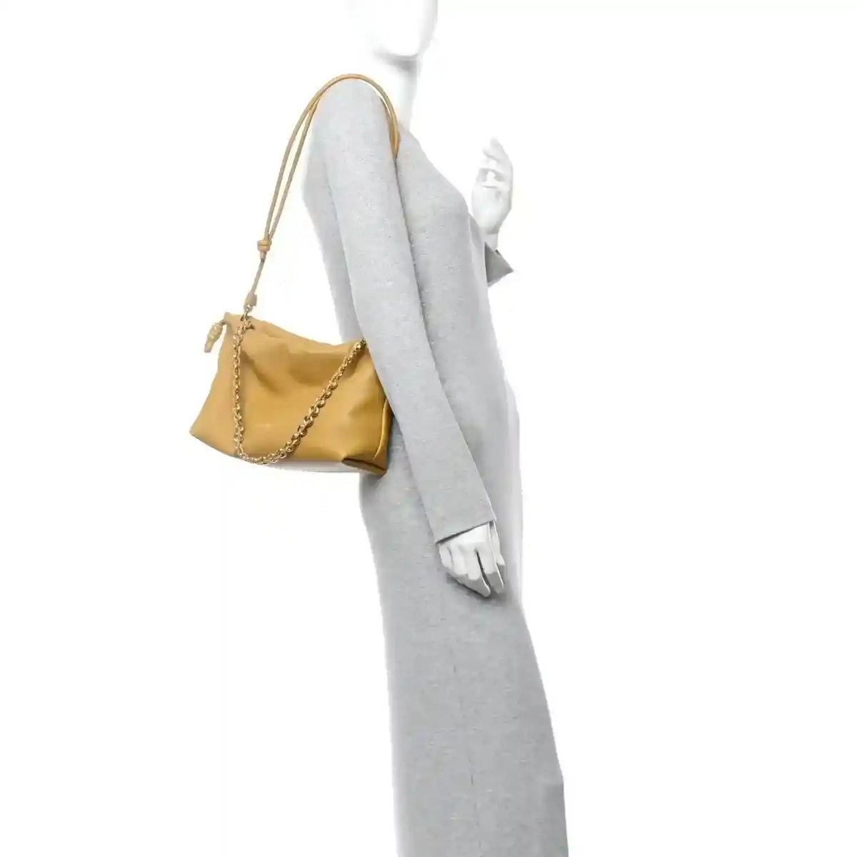 Sahara nappa leather clutch with chain strap and light fabric interior lining