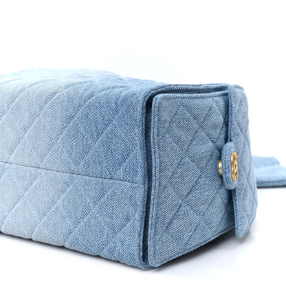 25 Washed Denim Shoulder Bag