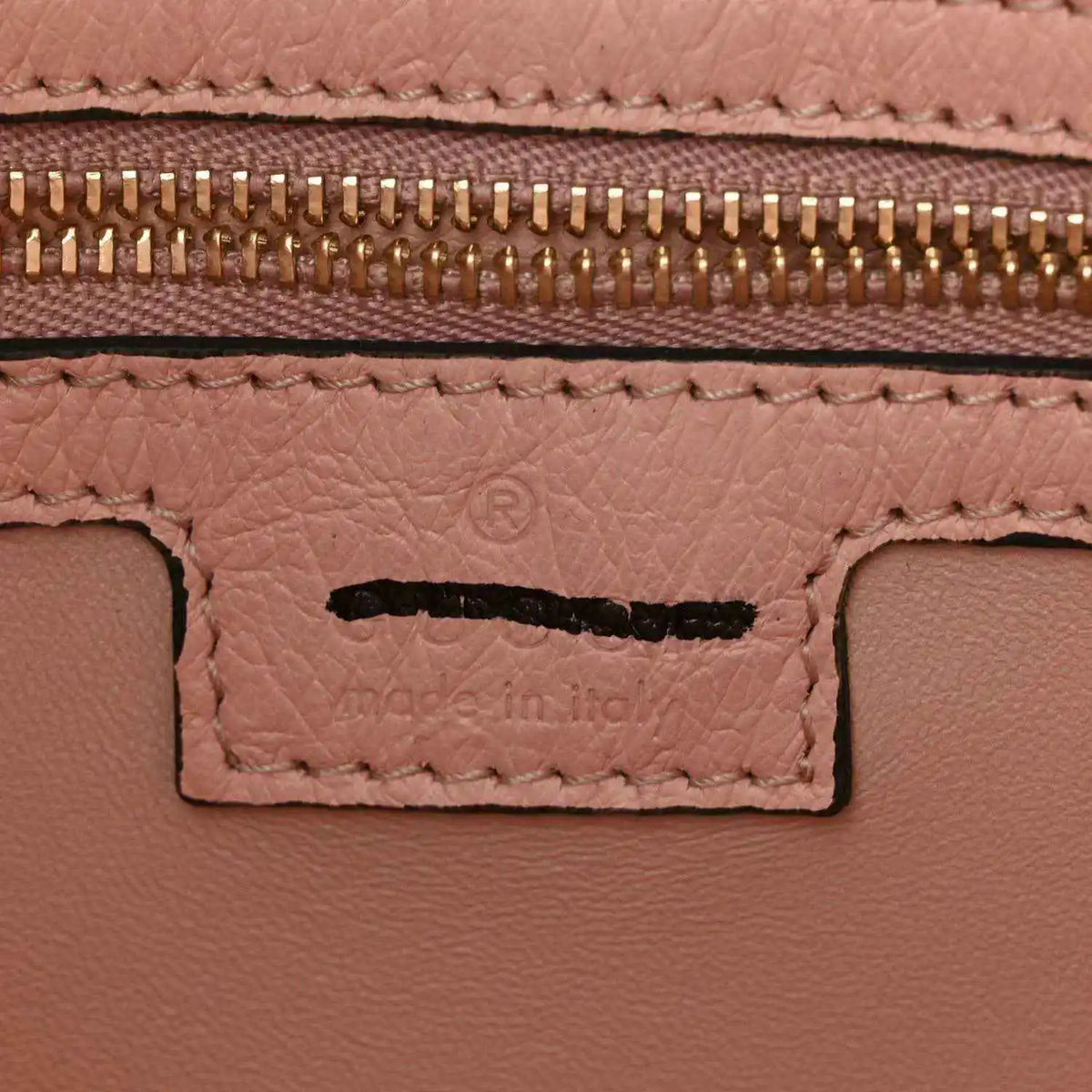 Gucci small Jackie 1961 hobo zipper detail on pink leather with gold teeth