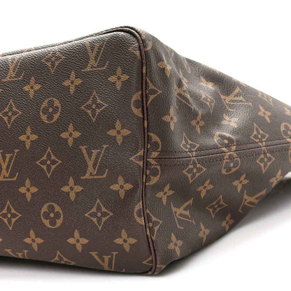Louis Vuitton monogram tote bag in brown canvas with leather trim, corner detail