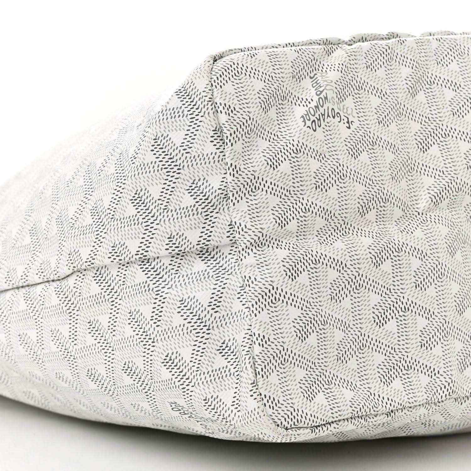 Goyard Saint Louis PM tote bag in white canvas, patterned monogram interior top view