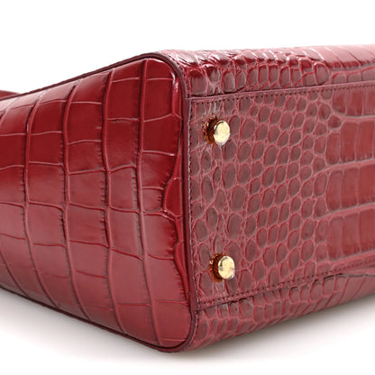 Small Chanel shopping bag end panel with croc-embossed leather in dark red