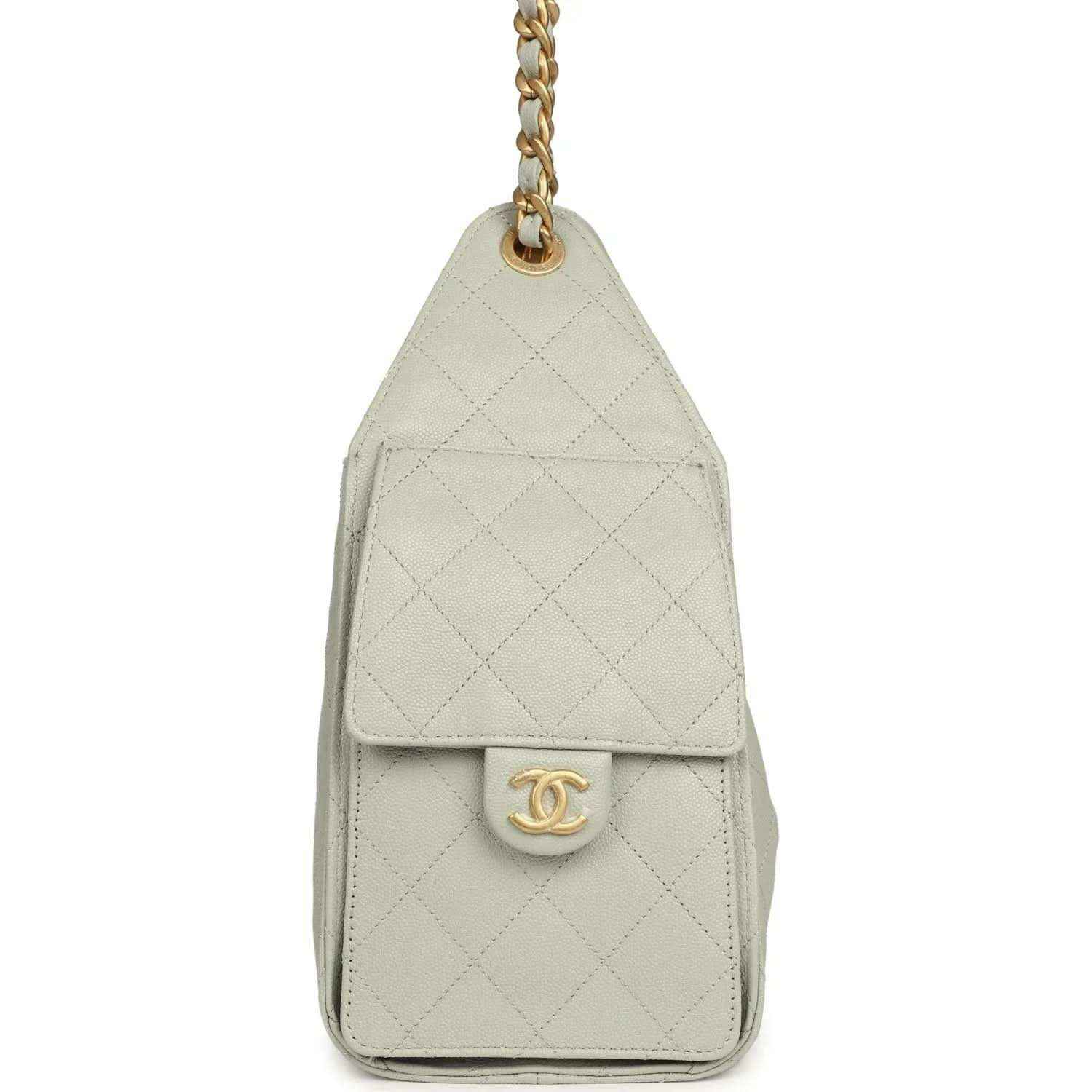 Chanel Small 25 hobo bag in light green quilted leather with CC logo front clasp