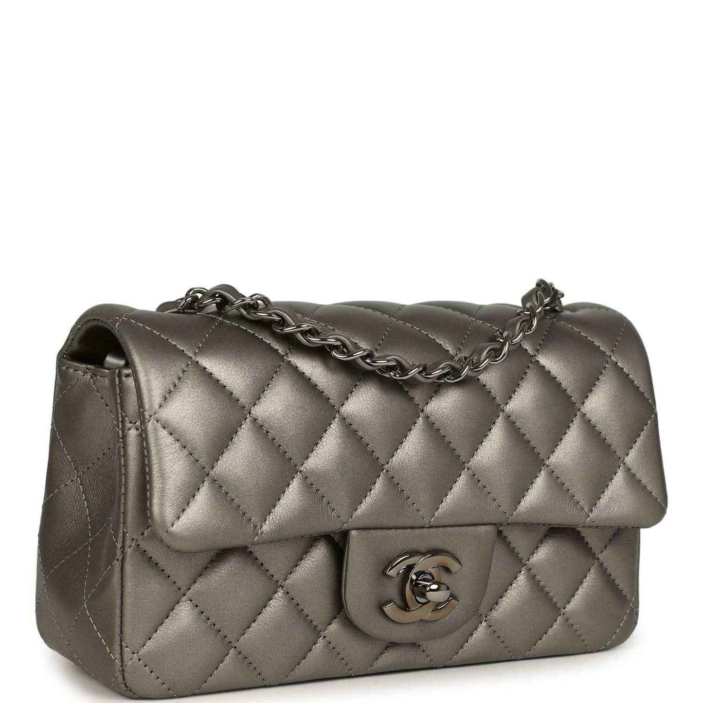 Silver quilted rectangular flap bag with chain strap and Chanel CC logo front