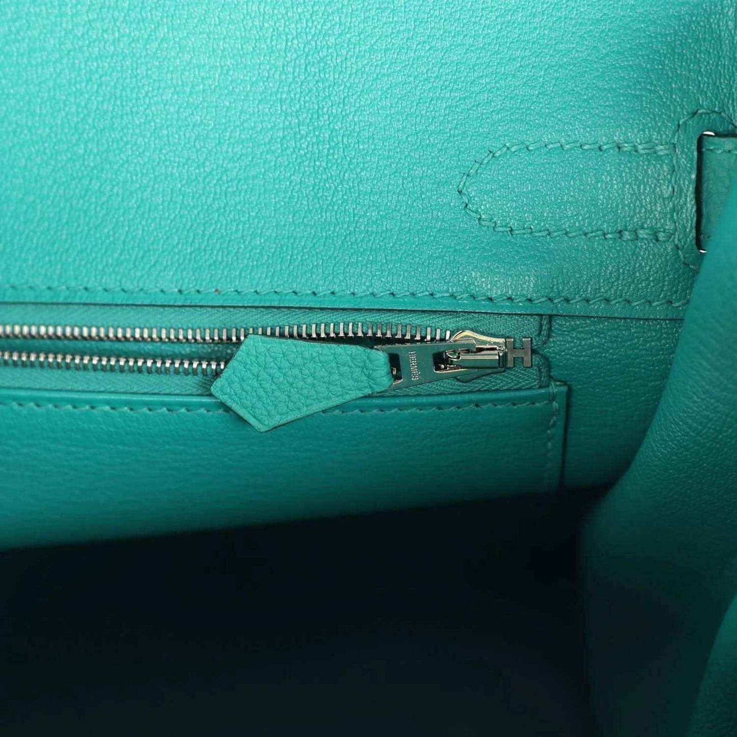 Hermes Birkin 30 teal leather handbag, zipper opening with leather pull tab