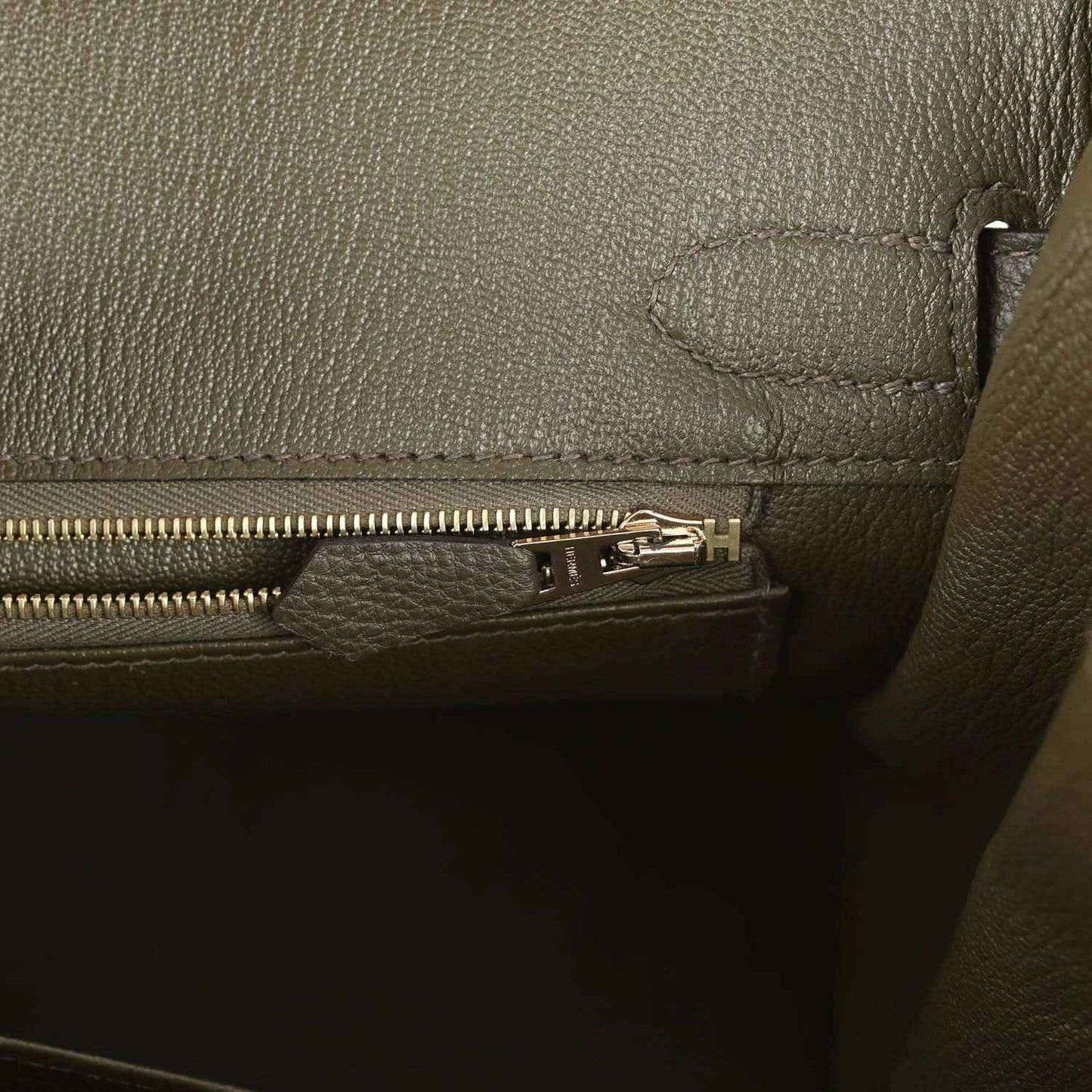 Birkin 30 handbag, Togo leather, eucalyptus green, gold zipper pull and seam