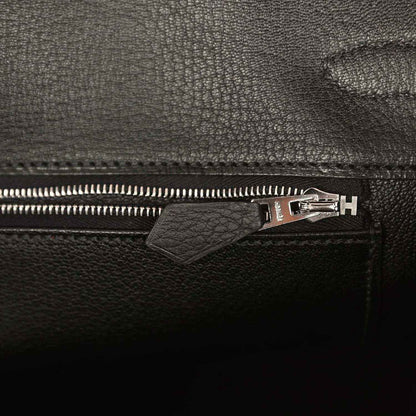 Birkin 35 bag interior zipper with leather pull tab and stitched lining