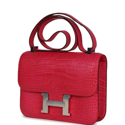 Constance bag, red matte alligator, front side view with palladium H clasp