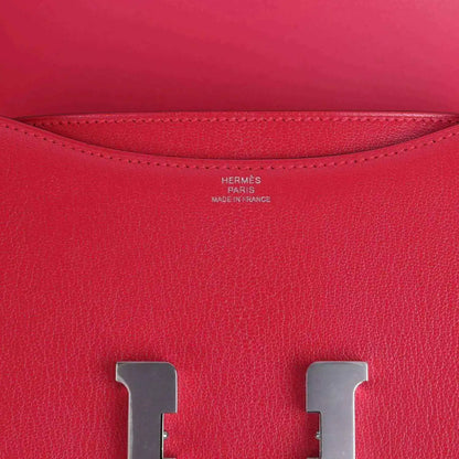 Hermes stamped interior leather lining with metal H hardware on rose pink bag