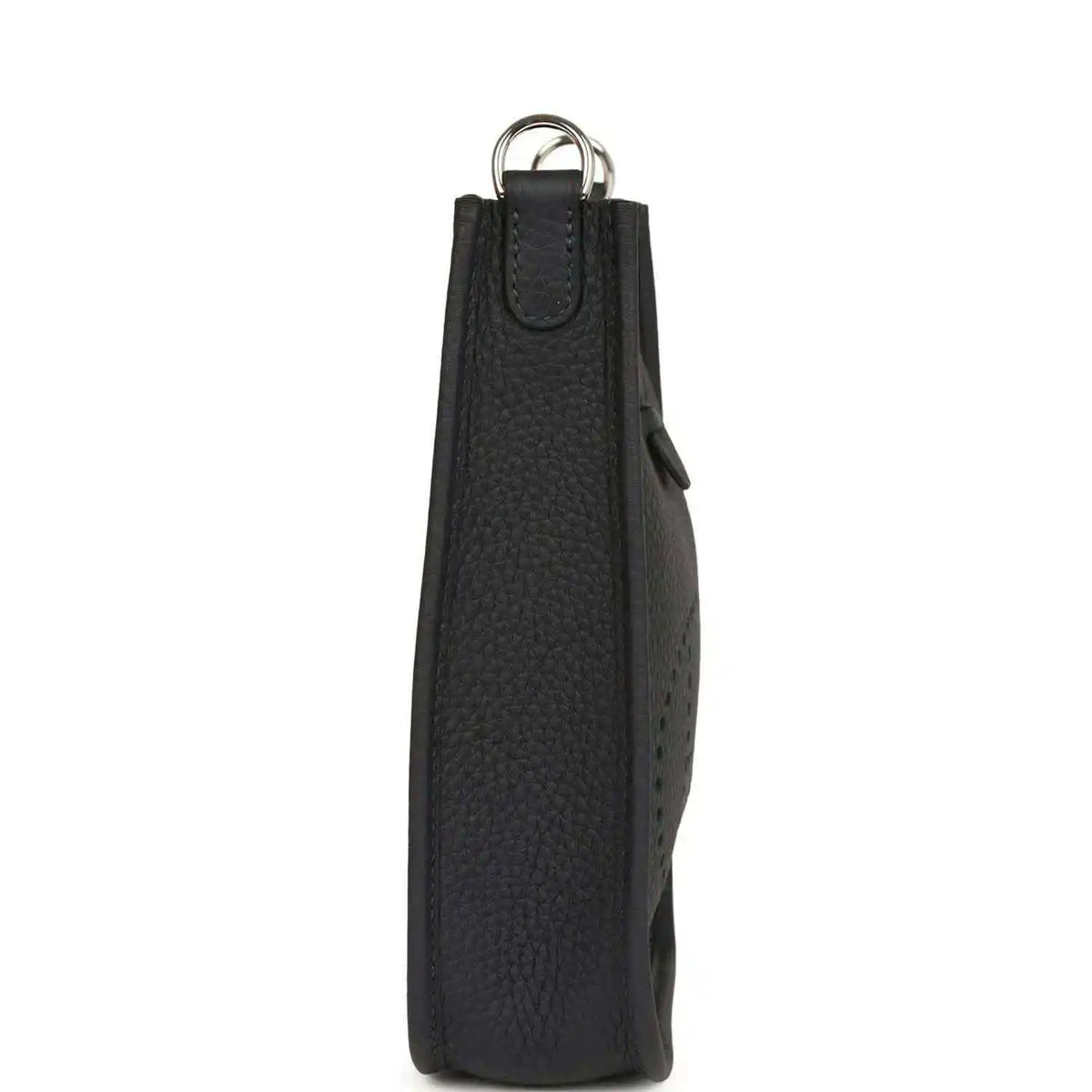 Evelyne TPM bag in dark leather with vertical side seam and top loop handle