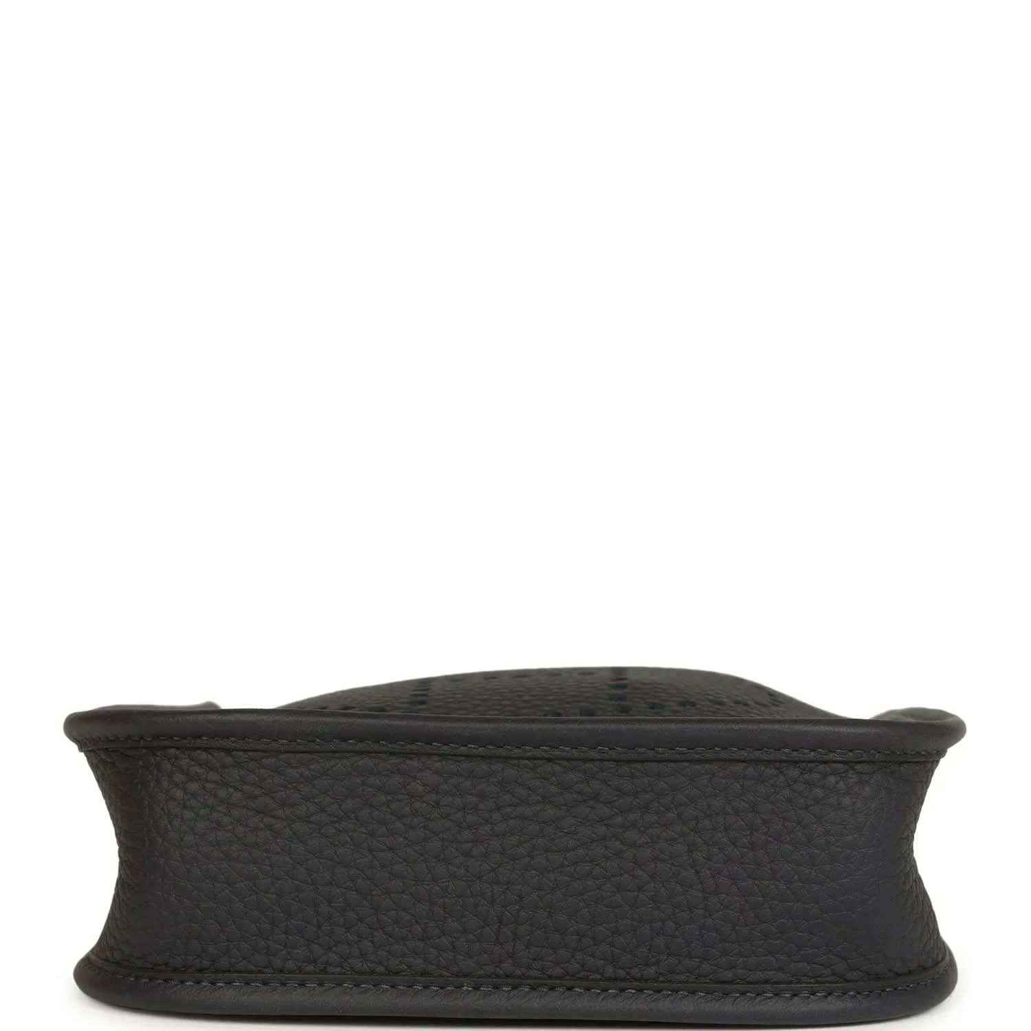Evelyne TPM bag base in dark textured leather with stitched bottom edge
