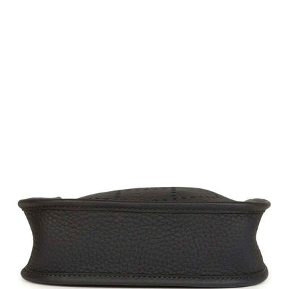 Evelyne TPM bag base in dark textured leather with stitched bottom edge