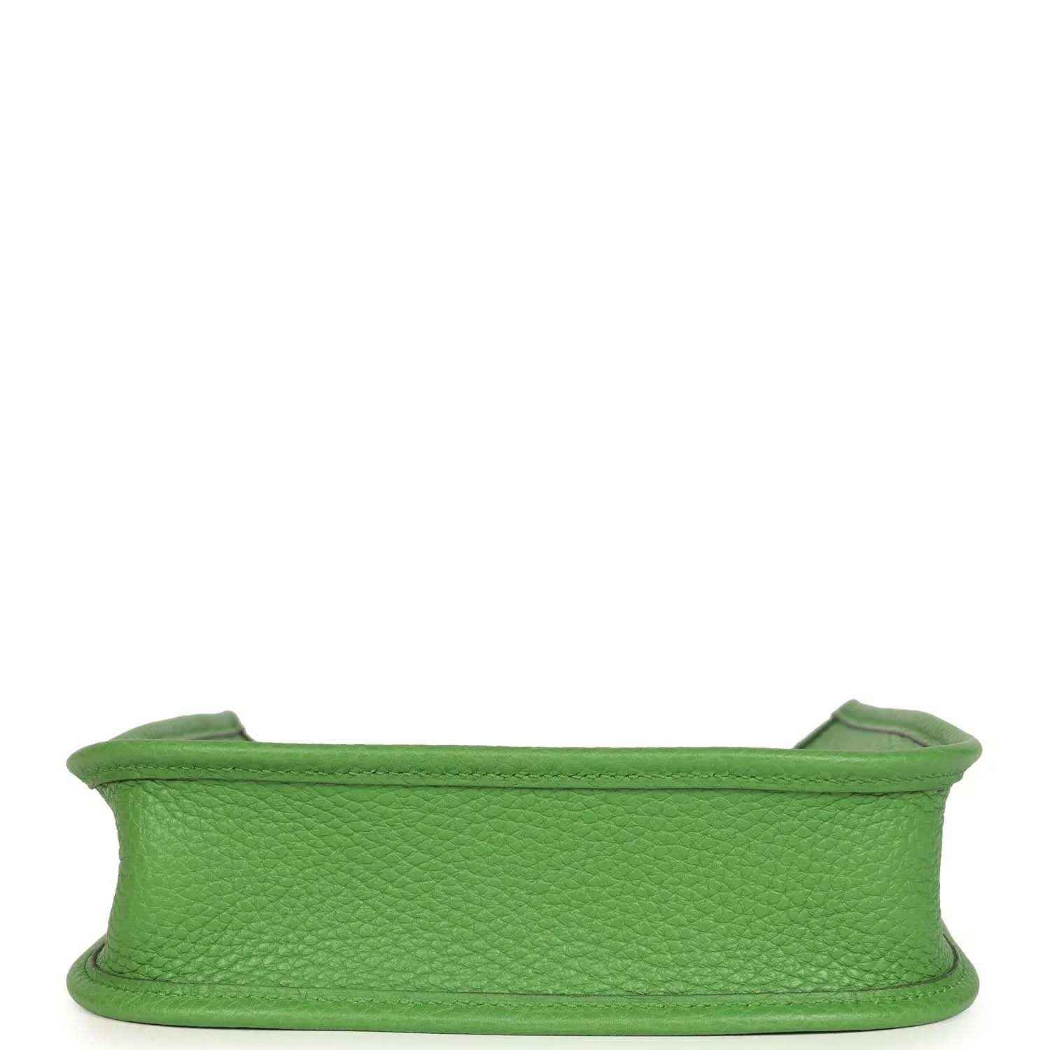 Green pebbled leather Evelyne TPM bag bottom edge with stitched leather trim