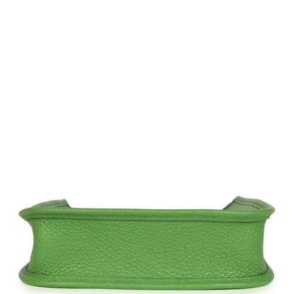 Green pebbled leather Evelyne TPM bag bottom edge with stitched leather trim