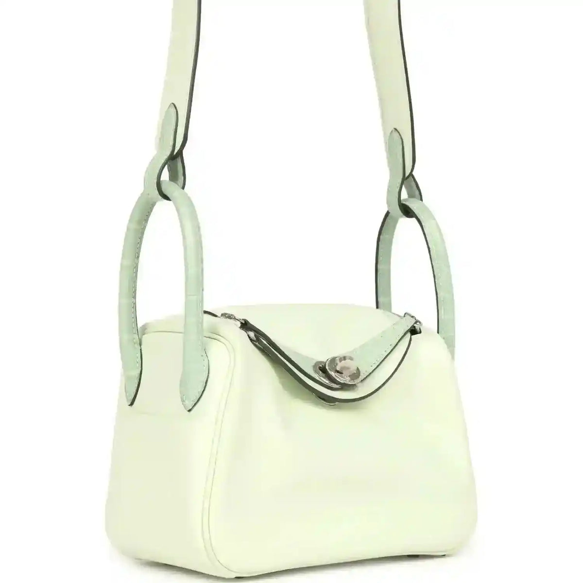 Mini Lindy shoulder bag in pale green leather, front flap with silver-tone clasp