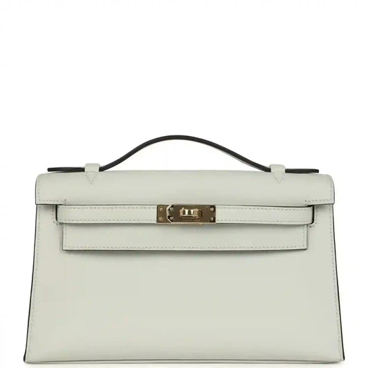 Hermès Kelly pochette in light gray Swift leather, gold-tone front clasp
