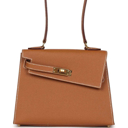 Hermes Kelly handbag tan leather with front flap and gold-tone turn-lock, front view
