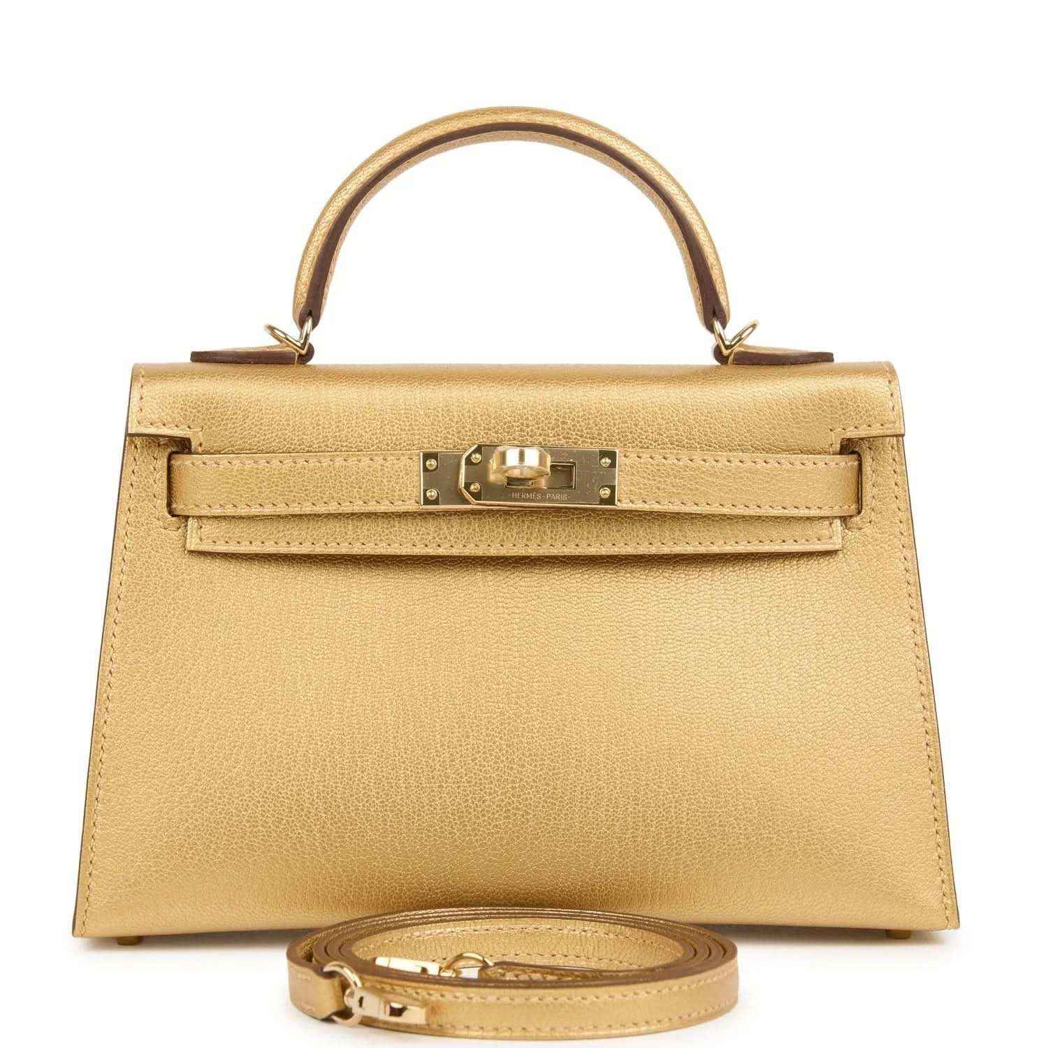 Kelly Sellier 20 handbag in gold leather, front flap with gold-tone lock