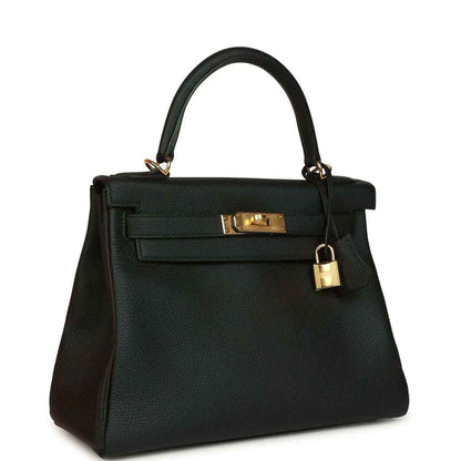 Hermes Kelly Retourne 28 handbag, black Togo leather with gold clasp and hanging lock