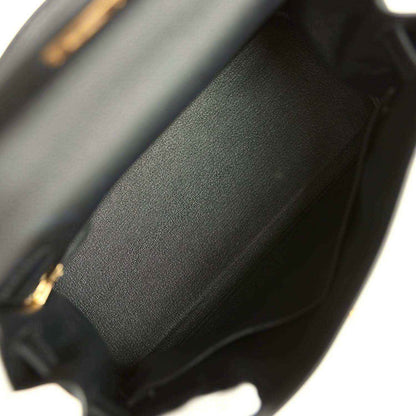 Hermes Kelly Retourne handbag interior, black leather lining with structured compartment
