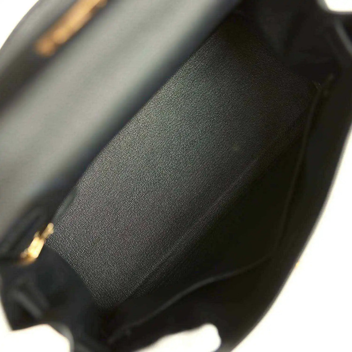 Hermes Kelly Retourne handbag interior, black leather lining with structured compartment