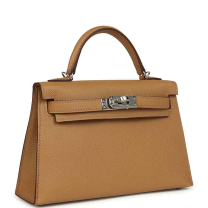 Hermes Kelly Sellier bag in biscuit Epsom leather with front flap and palladium clasp