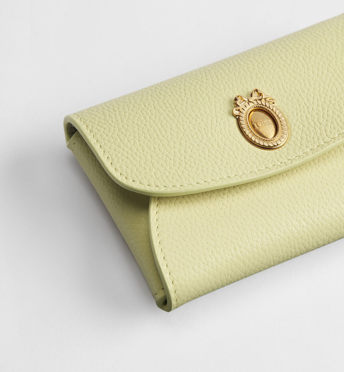 Calfskin Médaillon Daylily Card Holder