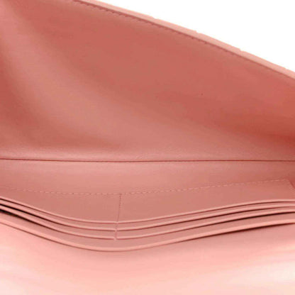 Bottega Veneta rose Nappa clutch interior with stitched edge and folded lining