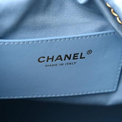 25 Washed Denim Shoulder Bag
