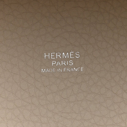 Hermès tote bag lining stamped 'Hermès Paris Made in France'