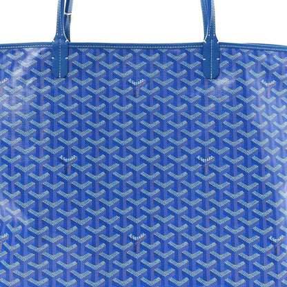 Goyard Saint Louis GM tote bag exterior close-up in sky blue patterned canvas