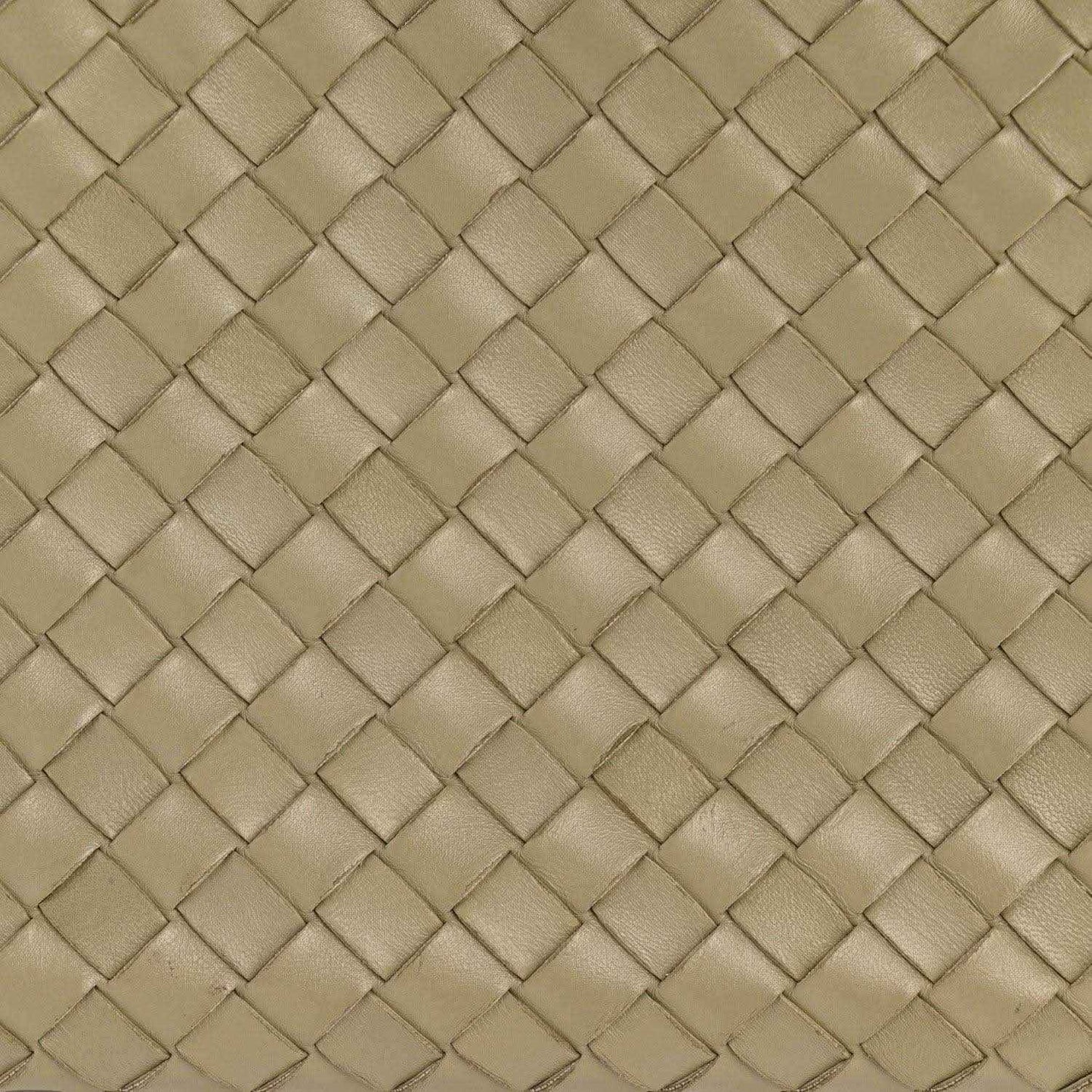 Interlaced woven nappa leather texture in light tan finish