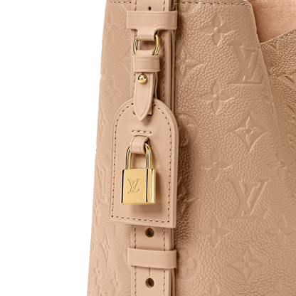 All In MM Leather Bucket Bag