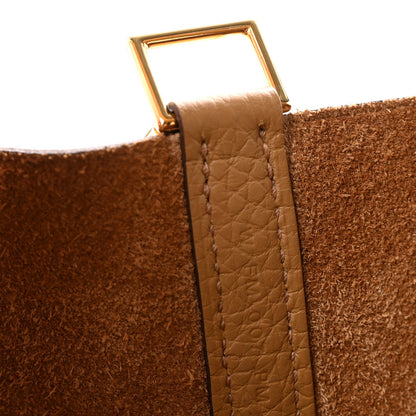 Picotin Lock 18 PM bag leather strap with gold-tone D-ring buckle, biscuit color